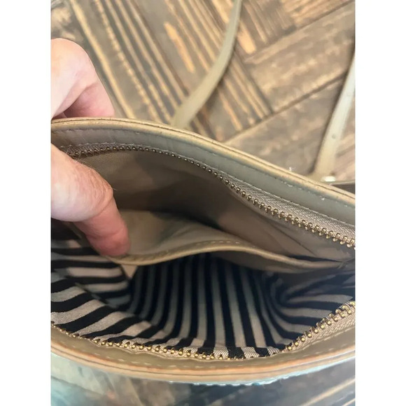 Kate Spade Crossbody Purse Travel Hobbit Academia Cottage Core Classic Simple - Picture 13 of 14